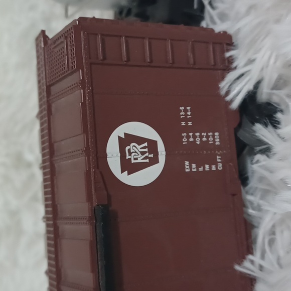 Lionel Box Car Trains Set of 2 - Picture 8 of 14